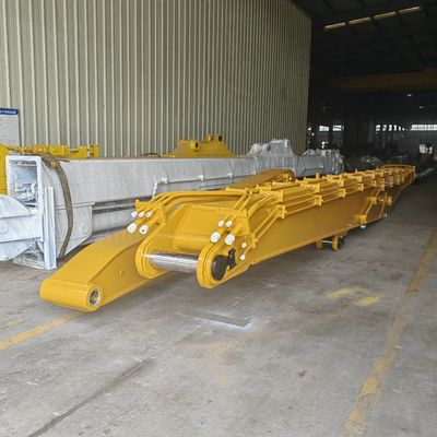 Een graafmachine met armstapel, een boemer met kerncomponenten en een lager